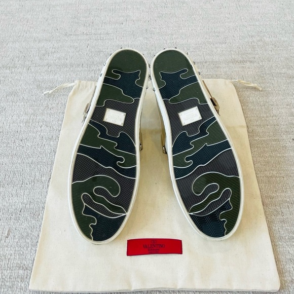 Valentino Rockstud Metallic-Trimmed Leather Sneakers - Picture 6 of 10